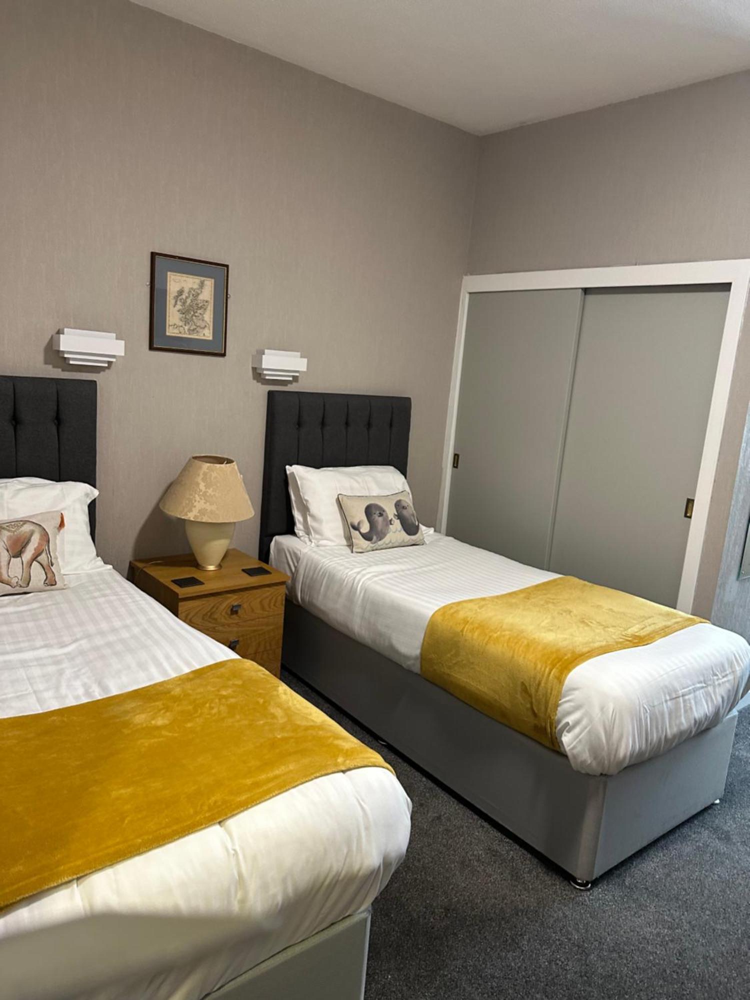 The 1645 Inn Nairn Room photo